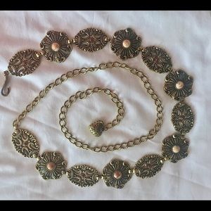 Gold Scroll medallion & stone chain belt. 45” L